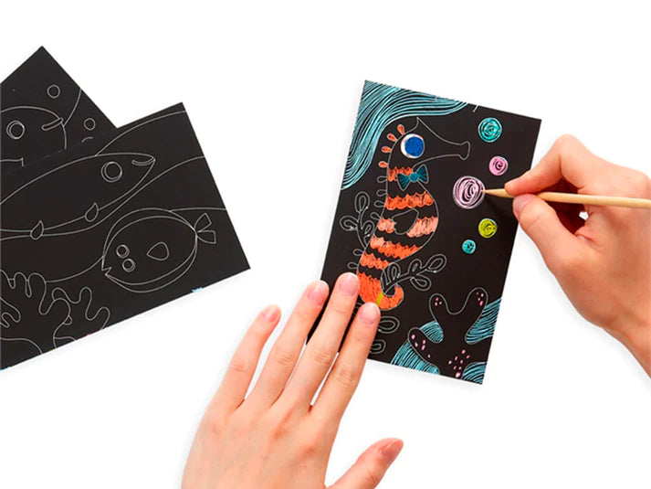 Mini kit de arte para raspar con peces Scratch and Scribble de Ooly - foto 3