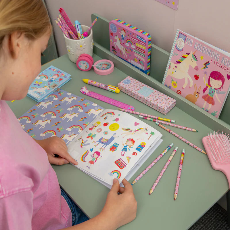 Scribble Sniff- Libro para colorear con aroma y stickers